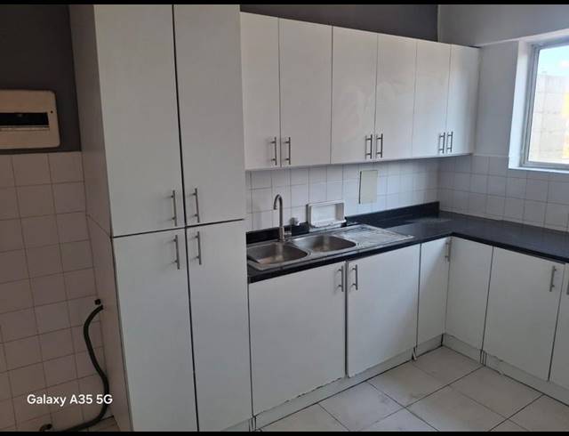 2 BEDROOM PROPERTY TO RENT IN NORTH BEACH
